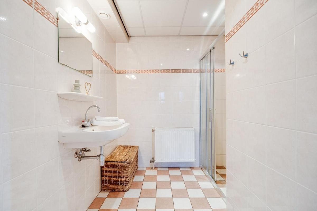 Fazant I Prachtige Vakantiewoning Zwiggelte Eksteriør billede